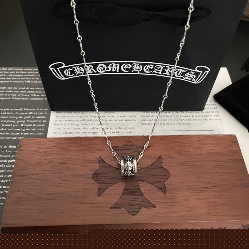 Ch**me He**ts necklaces